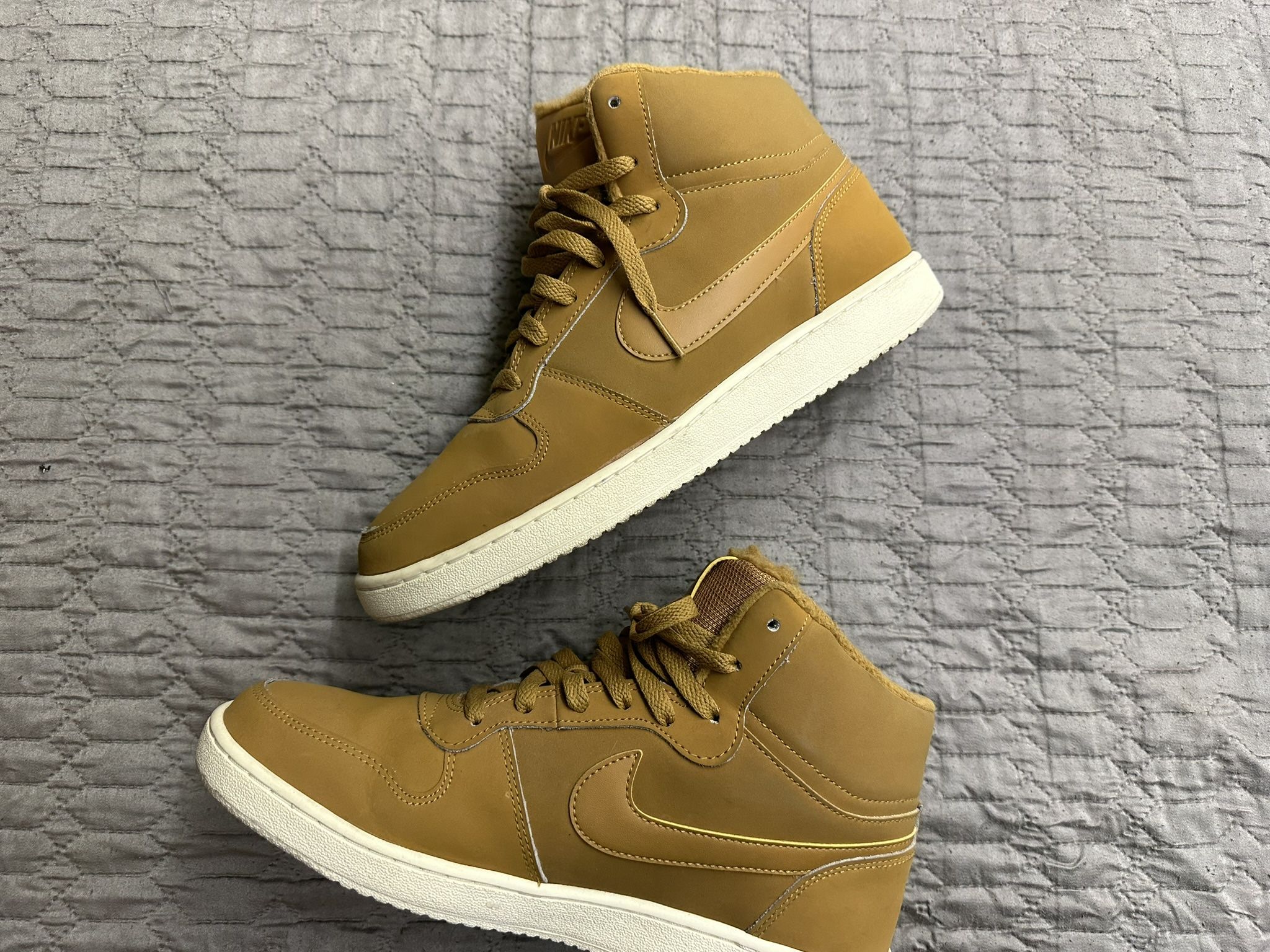 Nike Women's Ebernon Mid SE