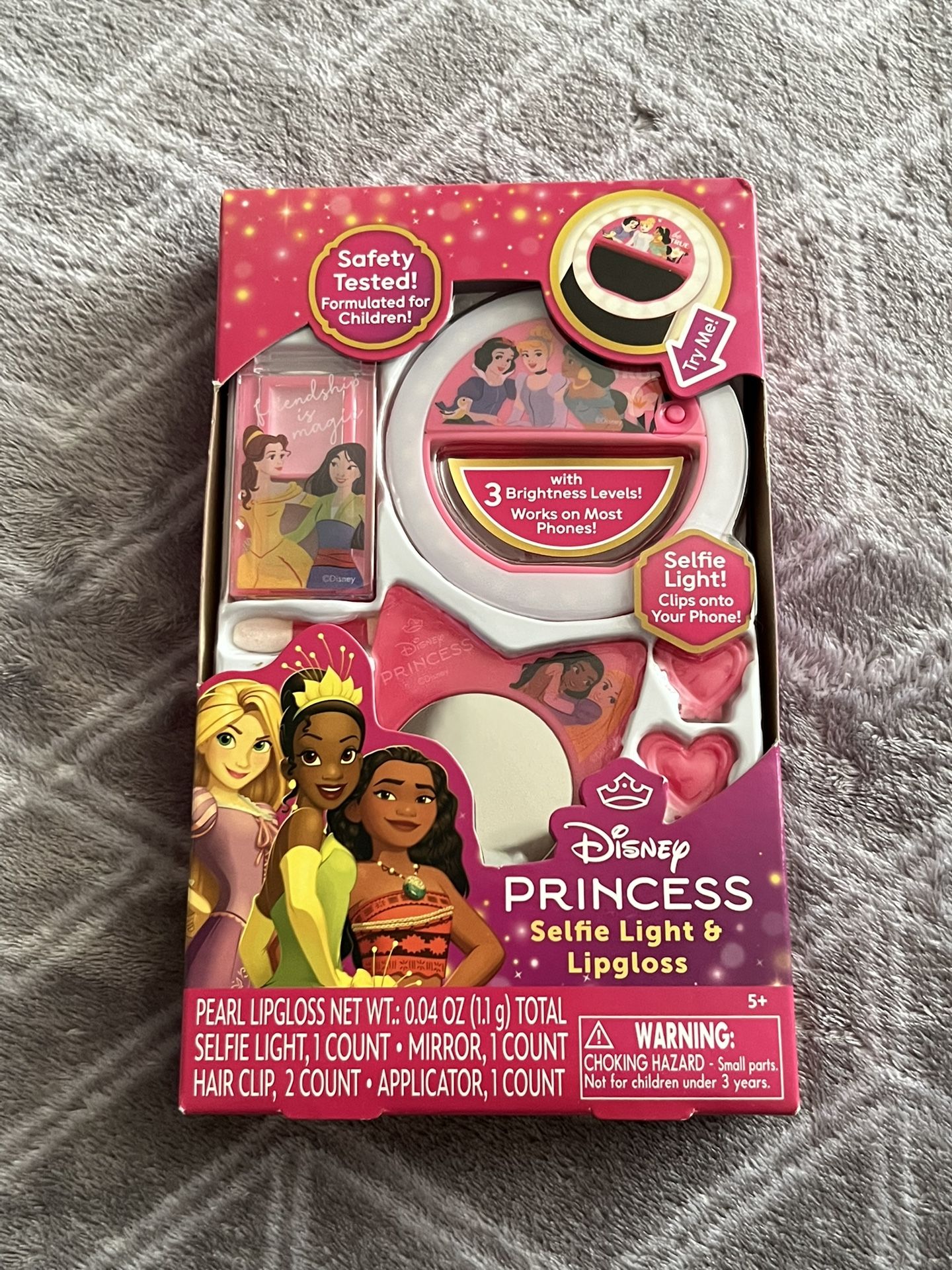 NEW ✨ Disney Princess Selfie Light And Accessories $3