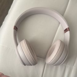 Beats solo 4