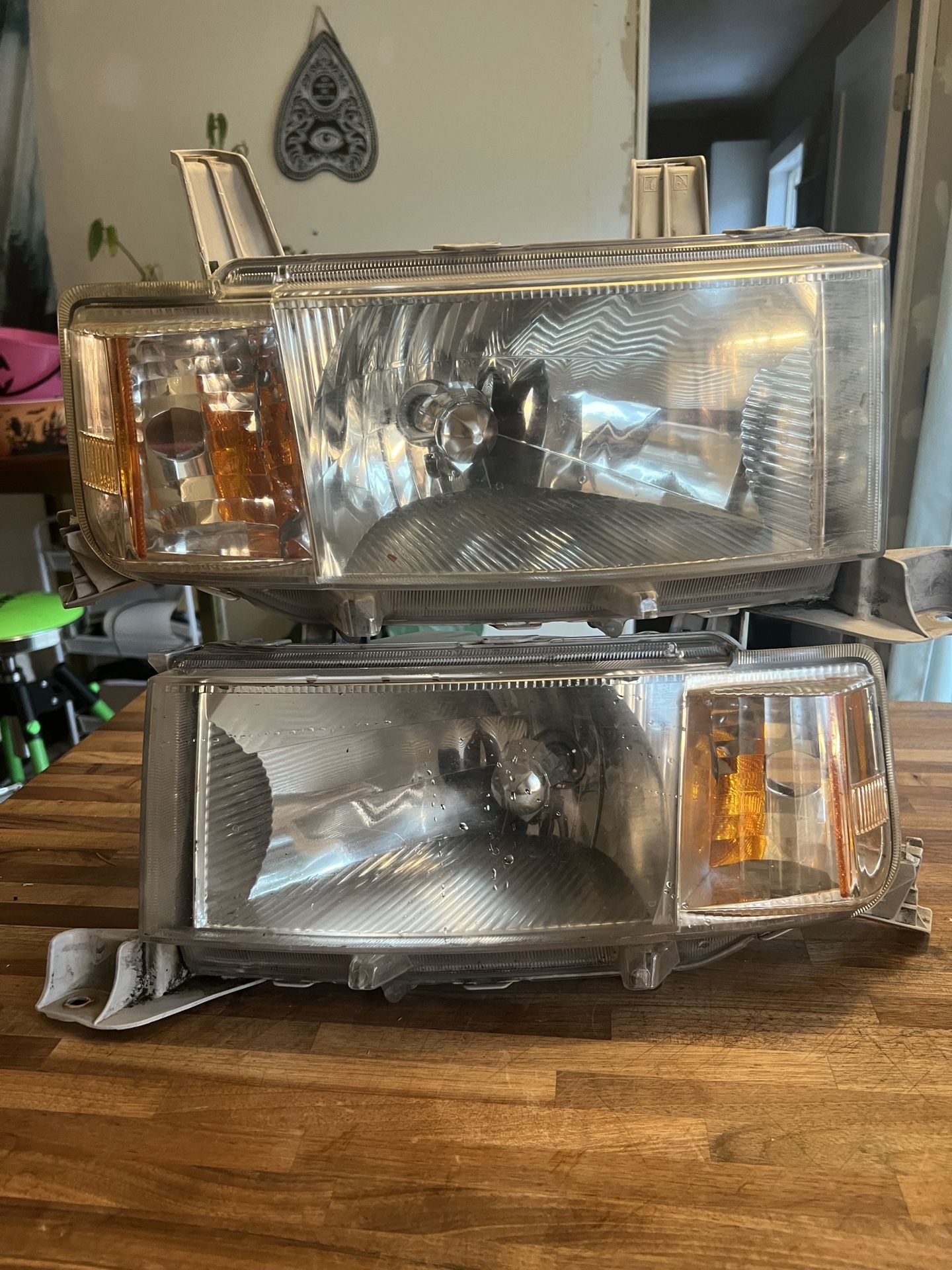 Headlights OEM Scion Xb 1st Gen
