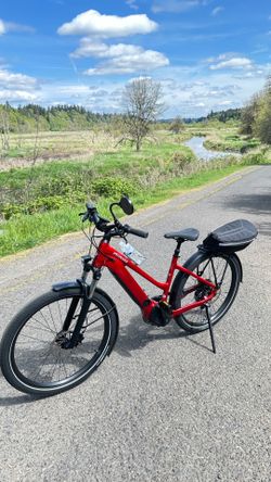 Specialized Turbo Vado 4 E Bike Like New