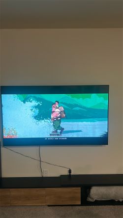 Samsung 75” tv plus wall mount