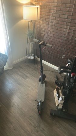 Electric scooter