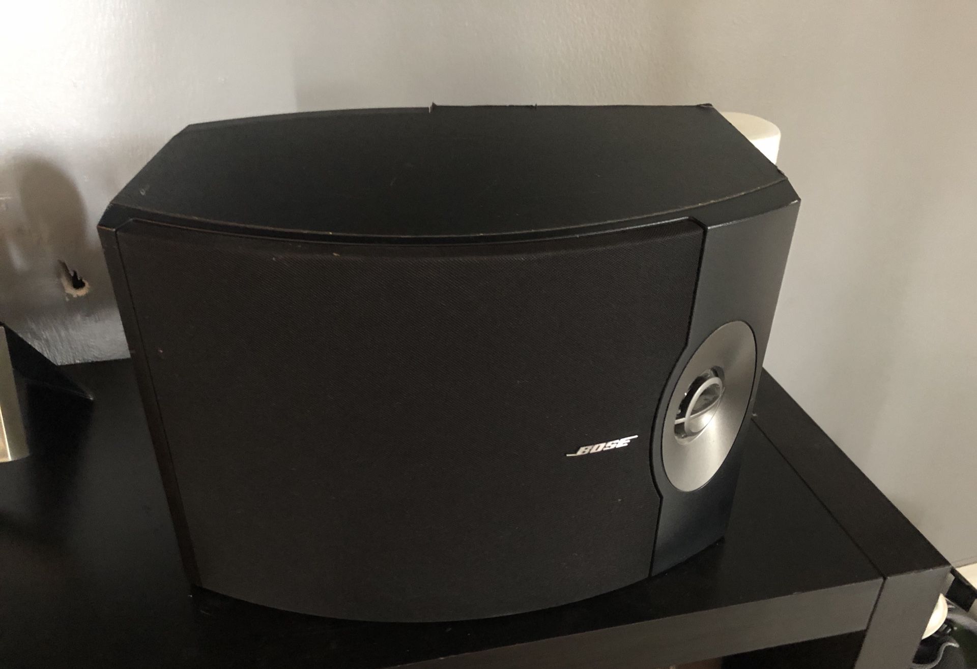 Bose 301 Series V Direct/Reflecting speaker system