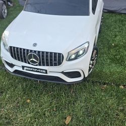12v Mercedes Car