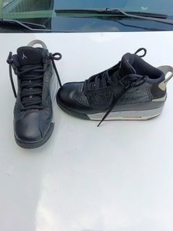 Jordan Kids Dub Zero Shoes (BG), Black/Wolf Grey-White, Size 7