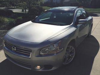 Maxima by Nissan SaLE