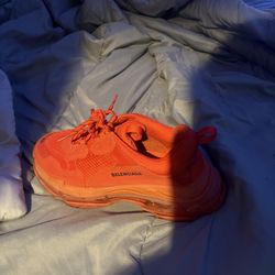 Triple S All Red Balenciaga’s  Size 11 
