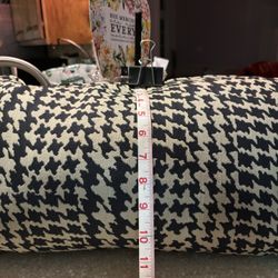 Pillow - Decorative $10