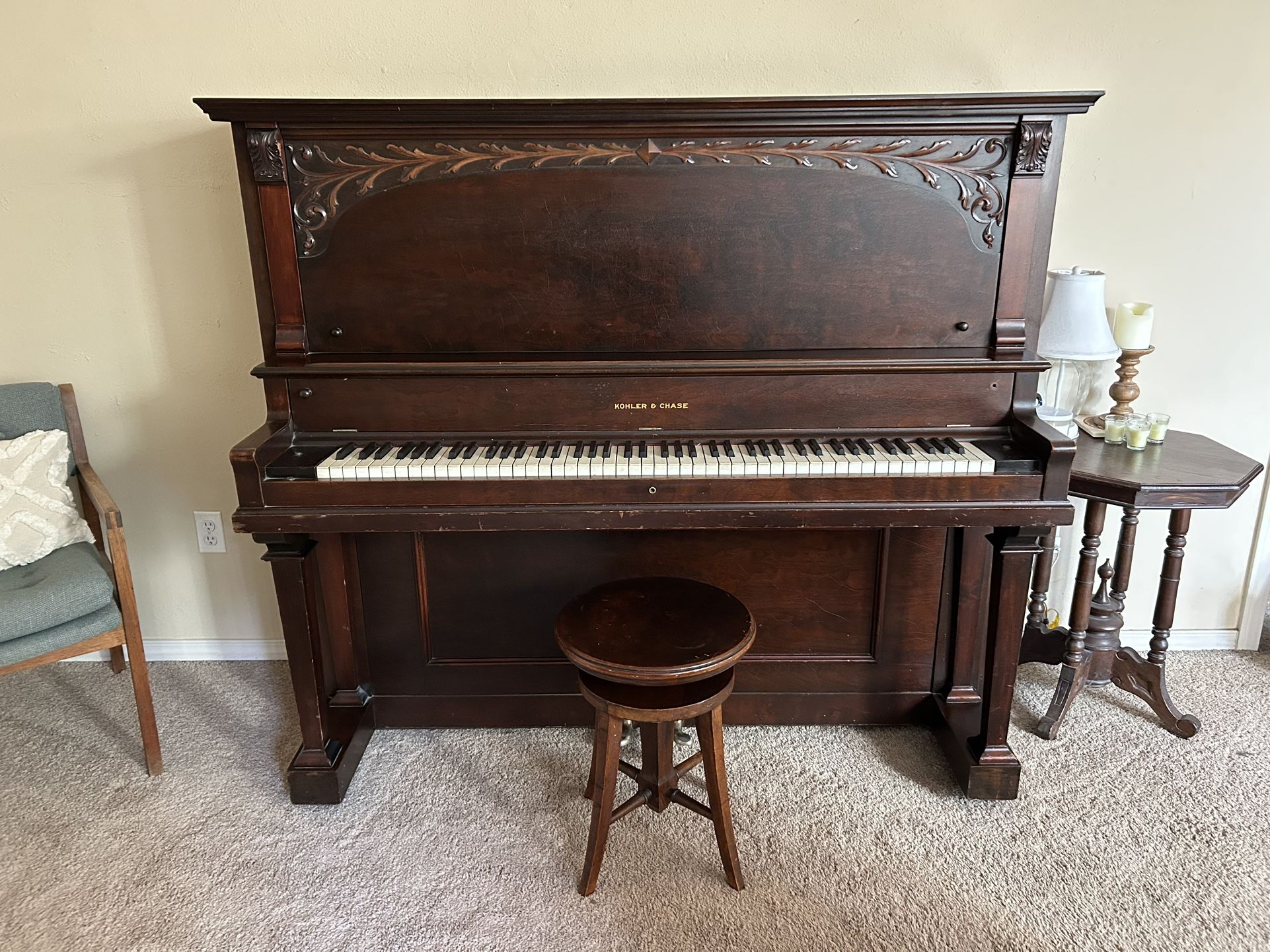 Beautiful Vintage Piano - In Working Condition FREE