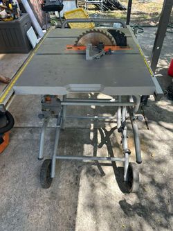 Table wood saw Ridgid