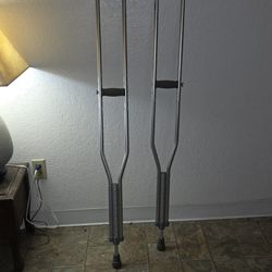 Aluminum Crutches
