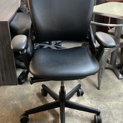 Steelcase leap office chair 