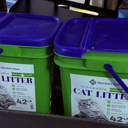 Arena De Gato 🐈‍⬛ De 42 Lb Cada Una Por $15 Cada Una Nueva 