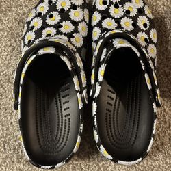 Flower Crocs