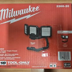 Milwaukee M18 Rover Dual Power Flood Light