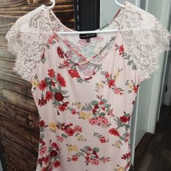 Women's Top Size XL 