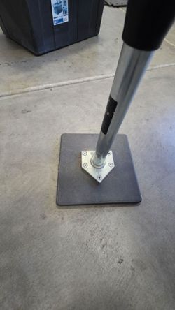 Baseball and softball batting tee
