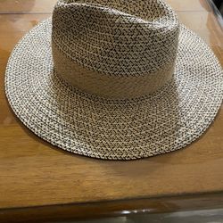 Tengo Estos Sombreros De Venta $15 Cada Uno 