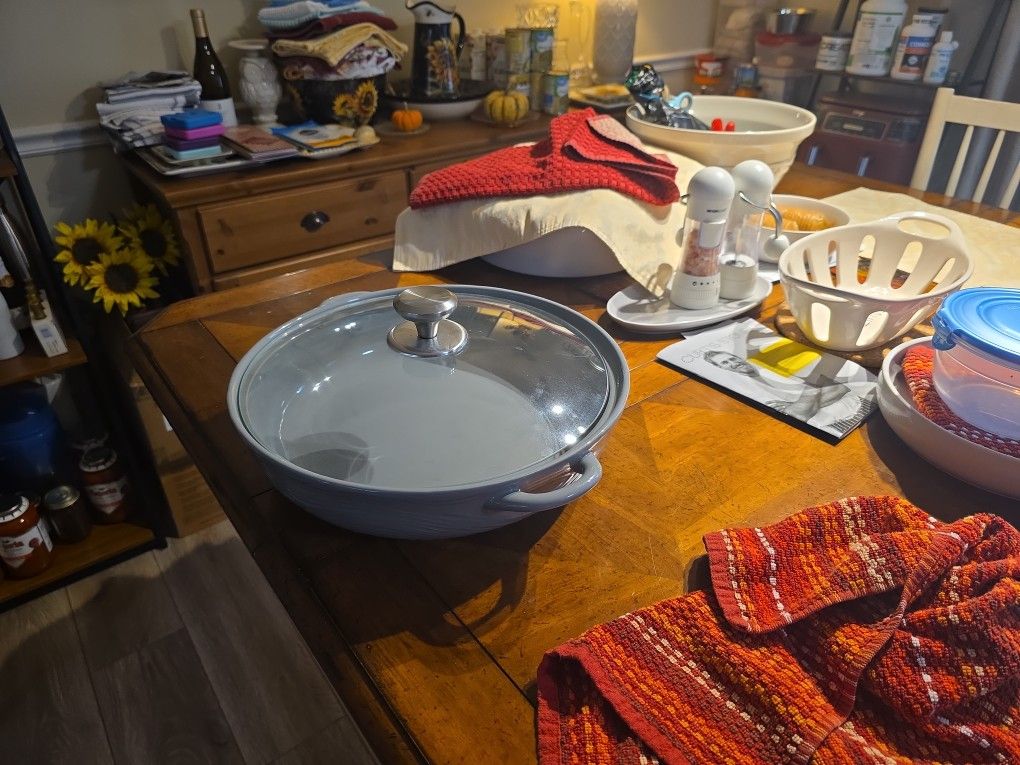 Temptations Bakeware and Serving Dish Woodland Grey