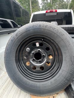 🤝🏼“Fresh 205/75R15 Tire on 5-Lug Rim — Ready to Roll!”✅🏁