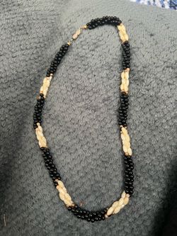 Black Bead and white pearl Necklace