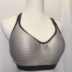 Women Clothing Victoria’s Secret sport bra size 34C