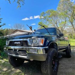 1989 Toyota Pickup Truck Xtra Cab 4x4 (price Lowered Because Of An Emergency)