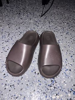 Yeezy slide