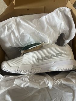 Tennis Shoes Revolt 4.0 In White/ Gray