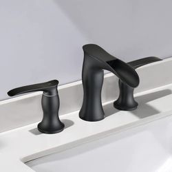 Wall Sink Tap Basin Bath Spout Bathtub Water Outlet with Single Lever Mixer Tap