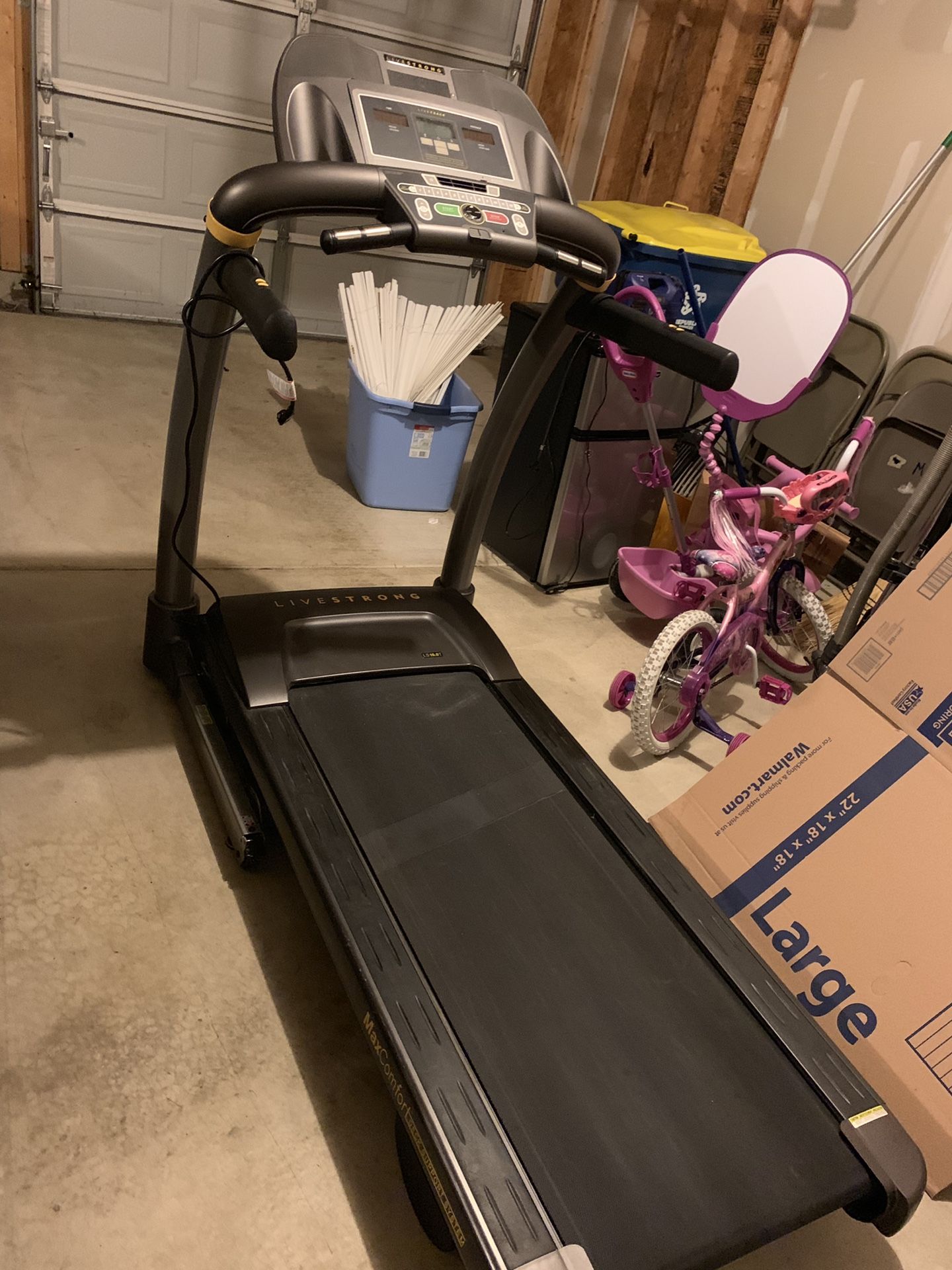 Live Strong Treadmill LT10.0