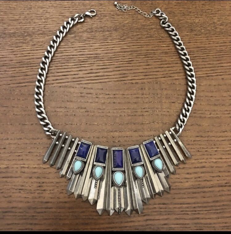 Silver Tone Semi Precious Necklace