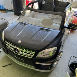 Kid Trax Power Ride On Mercedes Benz ML63 Power Wheels 2 Seater 