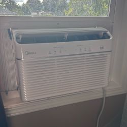 Midea air Conditioner Window Unit