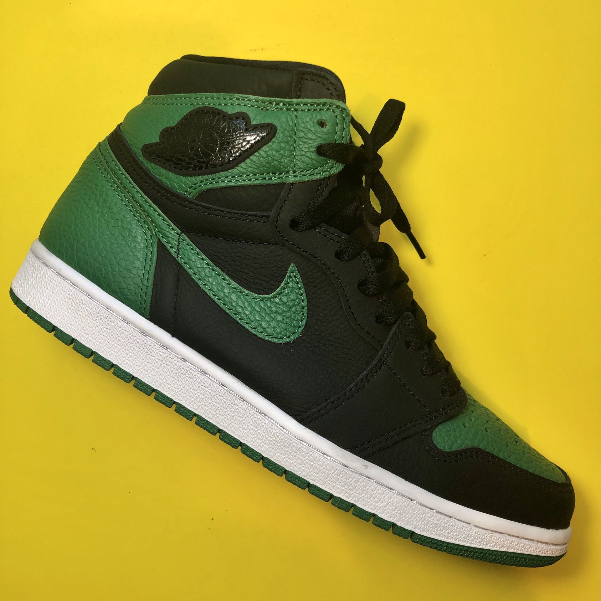 Jordan 1 ‘Pine Green’ - Size 9.5