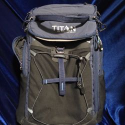 Titan by Arctic Zone Backpack Cooler – Insulated – Minor Tear