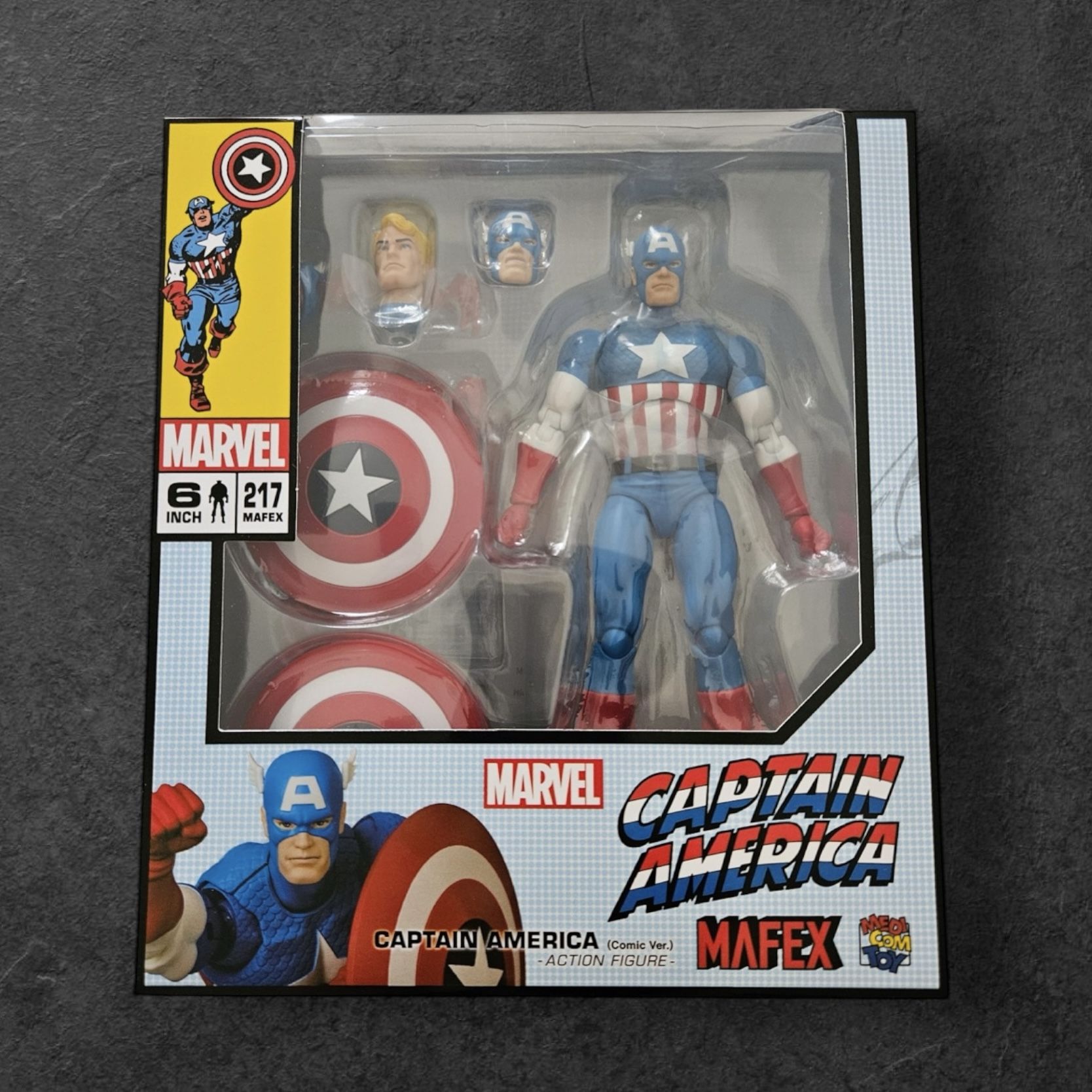 Marvel MAFEX No.217 Captain America (Comic Ver.)