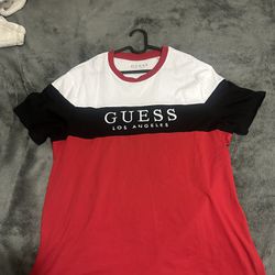 Guess T- Shirt