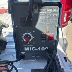 Chicago Electric MiG 100 Welder