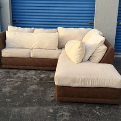 Sectional Sofa. Delivery Free 🚚
