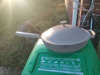 Ourplace XL 12 inch covered skillet