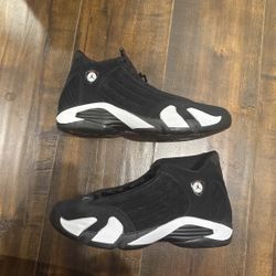 *SLIGHTLY USED & NO BOX* Air Jordan 14 Retro 'Black White'