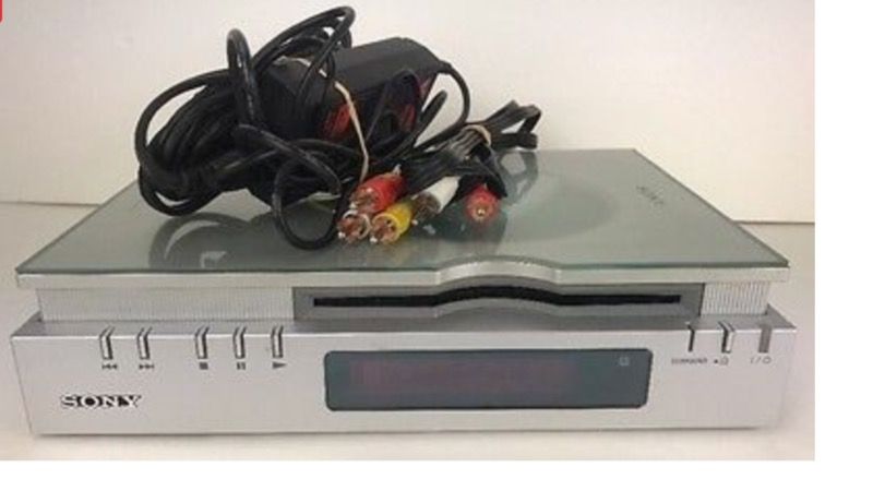 CD/DVD PLAYER DVP-F21