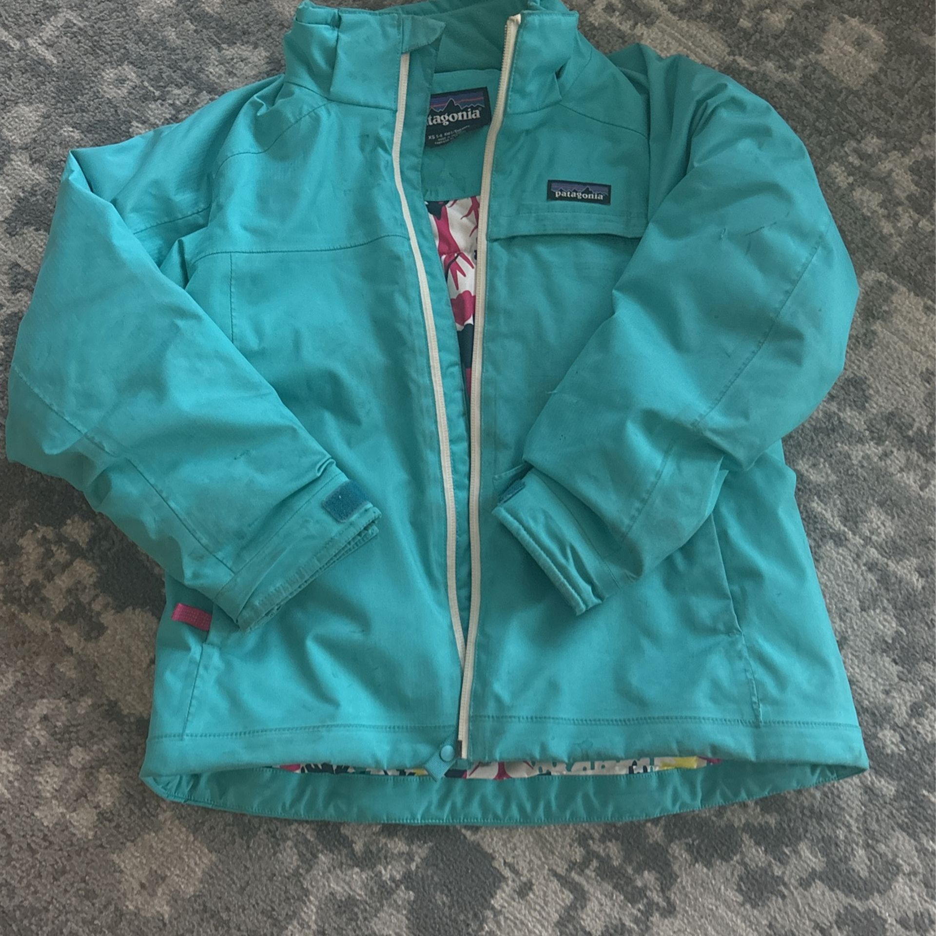 Girls Patagonia Winter Jacket/ Ski Coat 5/6
