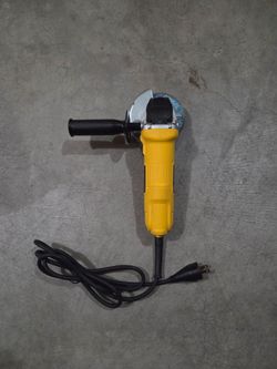 DEWALT DWE4011 4-1/2" (115mm) Small Angle Grinder