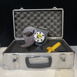 DDQ30 Cable Cutter 30MM W/ Hard Case