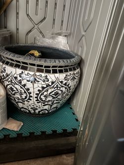 Ceramic pot