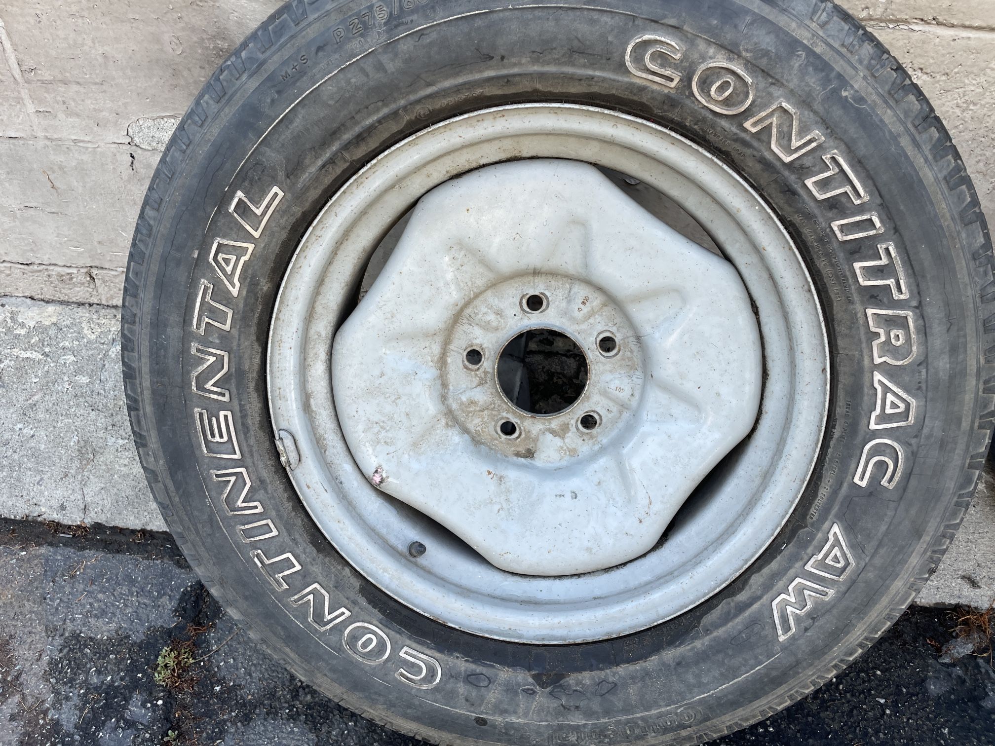 Spare tire for F150 Expedition, Navigator 17 inch rim 5 on 135mm 97-03