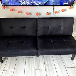 Black Futon 